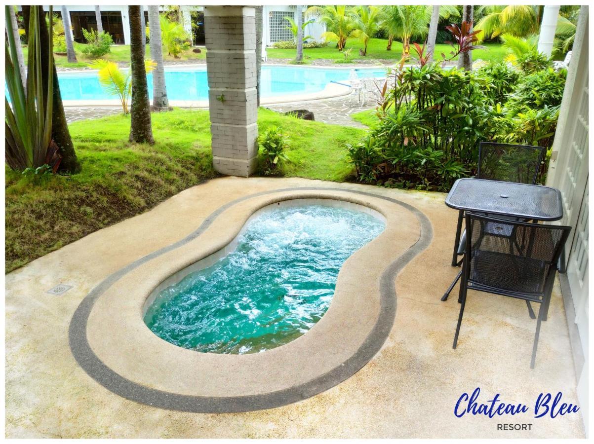 Chateau Bleu Resort Calamba  Dış mekan fotoğraf